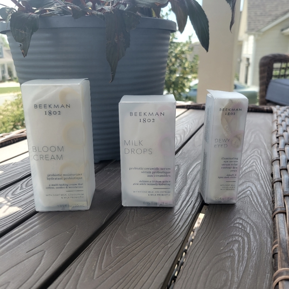 Beekman 1802 full face skincare set